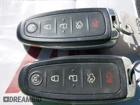 ✅ 2017 Ford Escape Titanium • VIN: 1FMCU0J93HUA35999 • Лот: 43519028. Опубликован ранее на IAAI с пробегом 63 906 миль. Бесплатный доступ к архиву аукционных продаж из США и подробный отчёт об истории автомобиля на DreamBid. Изображение 11.