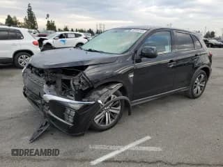 ✅ 2020 Mitsubishi Outlander ES • VIN: JA4AP3AU3LU001668 • Lot: 82348745. Wystawiony na Copart z przebiegiem 31 465 mil. Bezpłatny archiwum sprzedaży aukcyjnych z USA i szczegółowy raport historii pojazdu na DreamBid. Zdjęcie 1.