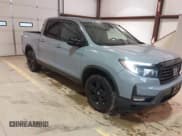 ✅ 2022 Honda Ridgeline Black Edition • VIN: 5FPYK3F80NB022883 • Лот: 42434543. Опубликован ранее на IAAI с пробегом 56 581 миль. Бесплатный доступ к архиву аукционных продаж из США и подробный отчёт об истории автомобиля на DreamBid. Изображение 1.