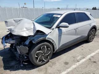 2022 Hyundai Ioniq 5 SE z VIN KM8KM4AE3NU099620, wystawiony jako Copart lot #63928885 z przebiegiem 39 297 mil mil oraz Szkoda całkowita • Salvage title. Historia ofert i sprzedaży dostępna na DreamBid. Obrazek 1.