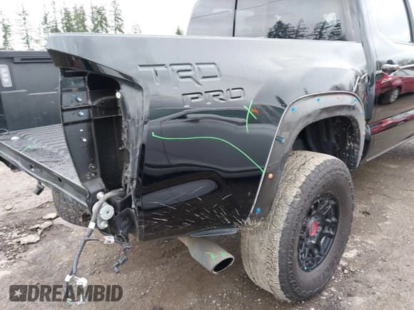 ✅ 2023 Toyota Tacoma SR • VIN: 3TYCZ5AN7PT132162 • Лот: 41787753. Опубликован ранее на IAAI с пробегом 26 689 миль. Бесплатный доступ к архиву аукционных продаж из США и подробный отчёт об истории автомобиля на DreamBid. Изображение 18.