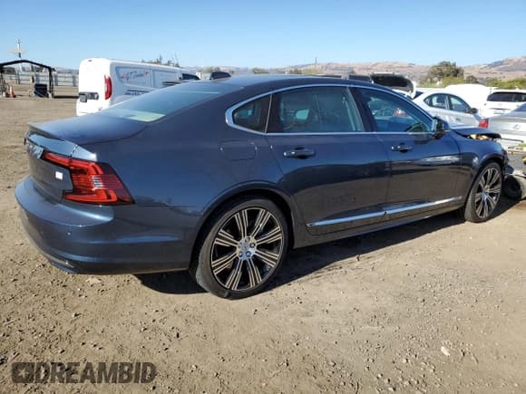 ✅ 2024 Volvo S90 Recharge Plug-In Hybrid Ultimate • VIN: LVYH60AF7RP408092 • Lot: 75875604. Wystawiony na Copart z przebiegiem 1 459 mil. Bezpłatny archiwum sprzedaży aukcyjnych z USA i szczegółowy raport historii pojazdu na DreamBid. Zdjęcie 3.