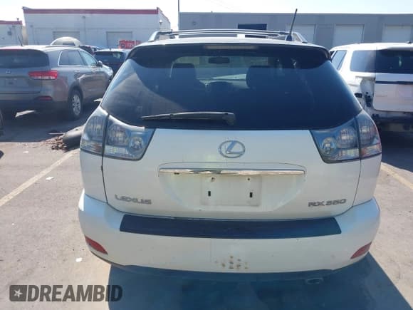 ✅ 2008 Lexus RX 350 • VIN: JTJHK31U282852802 • Lot: 42719928. Listed on IAAI with 181,356 mi. Free auction sales archive from the USA and detailed vehicle history report at DreamBid. Image 17.