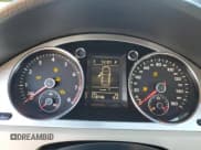 ✅ 2010 Volkswagen CC Luxury • VIN: WVWHP7AN7AE536126 • Lot: 86853905. Wystawiony na Copart z przebiegiem 118 746 mil. Bezpłatny archiwum sprzedaży aukcyjnych z USA i szczegółowy raport historii pojazdu na DreamBid. Zdjęcie 9.