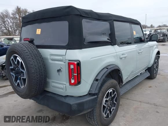 ✅ 2023 Ford Bronco • VIN: 1FMDE5BH1PLB06304 • Лот: 41257033. Опубликован ранее на IAAI с пробегом 30 837 миль. Бесплатный доступ к архиву аукционных продаж из США и подробный отчёт об истории автомобиля на DreamBid. Изображение 4.