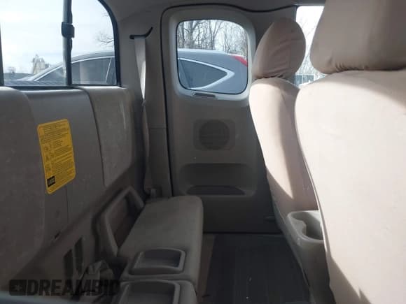 ✅ 2008 Toyota Tacoma • VIN: 5TETX22N88Z590067 • Lot: 43901931. Listed on IAAI with 246,362 mi. Free auction sales archive from the USA and detailed vehicle history report at DreamBid. Image 8.