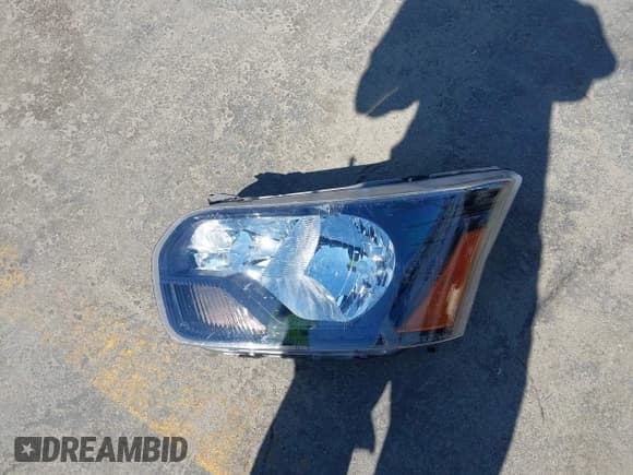 ✅ 2019 Ford Transit • VIN: 1FTYR2YM2KKA85216 • Lot: 42207747. Wystawiony na IAAI z przebiegiem 106 304 mil. Bezpłatny archiwum sprzedaży aukcyjnych z USA i szczegółowy raport historii pojazdu na DreamBid. Zdjęcie 12.