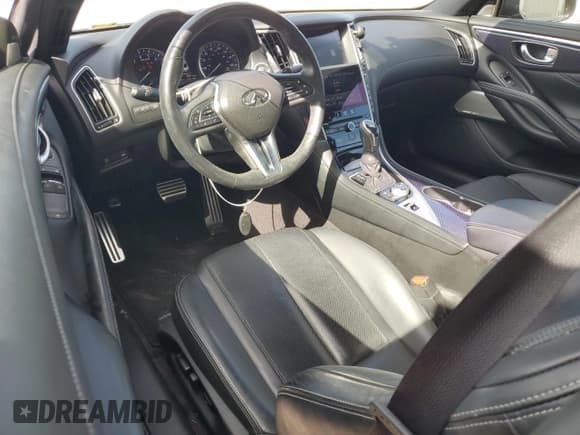 ✅ 2017 Infiniti Q60 Red Sport 400 • VIN: JN1FV7EK1HM611404 • Lot: 80049904. Wystawiony na Copart z przebiegiem 49 591 mil. Bezpłatny archiwum sprzedaży aukcyjnych z USA i szczegółowy raport historii pojazdu na DreamBid. Zdjęcie 8.