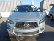 ✅ 2017 Infiniti QX60 • VIN: 5N1DL0MN9HC523828 • Lot: 43600140. Wystawiony na IAAI z przebiegiem 98 919 mil. Bezpłatny archiwum sprzedaży aukcyjnych z USA i szczegółowy raport historii pojazdu na DreamBid. Zdjęcie 6.