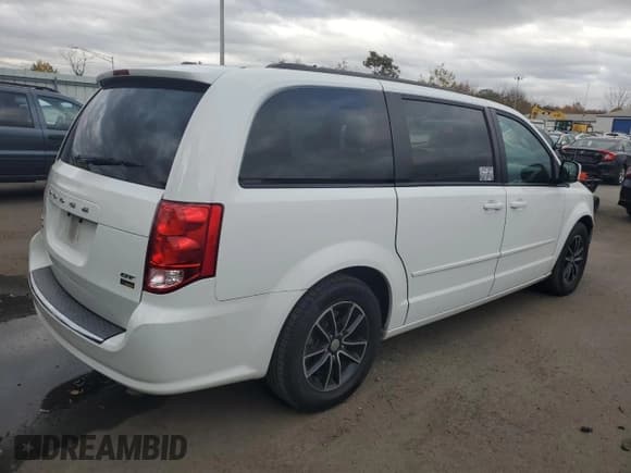 ✅ 2017 Dodge Grand Caravan GT • VIN: 2C4RDGEG3HR693108 • Lot: 90062145. Wystawiony na Copart z przebiegiem 183 215 mil. Bezpłatny archiwum sprzedaży aukcyjnych z USA i szczegółowy raport historii pojazdu na DreamBid. Zdjęcie 3.