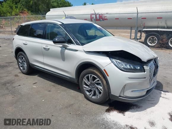 ✅ 2024 Lincoln Corsair Premiere • VIN: 5LMCJ1CA5RUL19784 • Lot: 42785116. Wystawiony na IAAI z przebiegiem 28 420 mil. Bezpłatny archiwum sprzedaży aukcyjnych z USA i szczegółowy raport historii pojazdu na DreamBid. Zdjęcie 1.