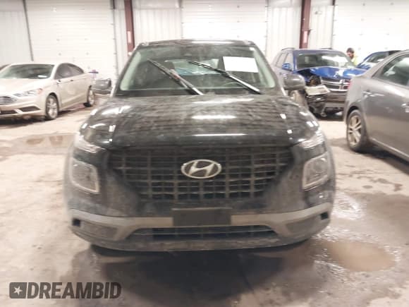 ✅ 2020 Hyundai Venue SE • VIN: KMHRB8A39LU044922 • Lot: 41350728. Listed on IAAI with 70,163 mi. Free auction sales archive from the USA and detailed vehicle history report at DreamBid. Image 12.