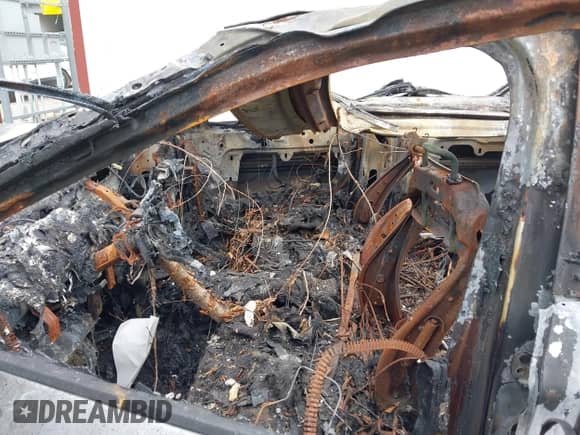 2022 Ford Explorer Limited z VIN 1FMSK8FH6NGC07971, wystawiony jako IAAI lot #43372947 z przebiegiem Nie podano mil oraz . Historia ofert i sprzedaży dostępna na DreamBid. Obrazek 5.