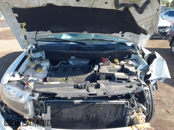 ✅ 2016 Jeep Compass High Altitude • VIN: 1C4NJDEB1GD747064 • Lot: 43365582. Wystawiony na IAAI z przebiegiem 110 715 mil. Bezpłatny archiwum sprzedaży aukcyjnych z USA i szczegółowy raport historii pojazdu na DreamBid. Zdjęcie 10.