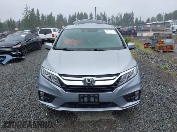 ✅ 2019 Honda Odyssey • VIN: 5FNRL6H46KB504498 • Lot: 42354388. Listed on IAAI with 91,888 mi. Free auction sales archive from the USA and detailed vehicle history report at DreamBid. Image 13.
