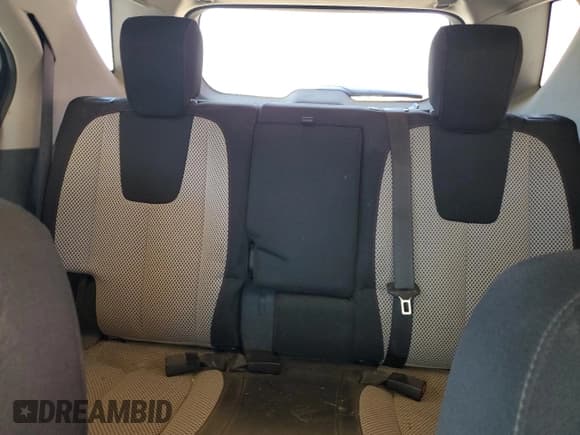 ✅ 2013 Chevrolet Equinox LT • VIN: 2GNALDEK1D6415989 • Лот: 67094034. Опубликован ранее на Copart с пробегом 220 493 миль. Бесплатный доступ к архиву аукционных продаж из США и подробный отчёт об истории автомобиля на DreamBid. Изображение 10.