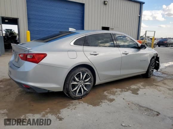 ✅ 2018 Chevrolet Malibu LT • VIN: 1G1ZD5ST9JF106373 • Lot: 85339755. Listed on Copart with 194,693 mi. Free auction sales archive from the USA and detailed vehicle history report at DreamBid. Image 3.