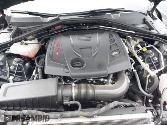 ✅ 2021 Alfa Romeo Giulia Ti Sport • VIN: ZARFAMBN0M7639439 • Lot: 41974763. Listed on IAAI with 27,297 mi. Free auction sales archive from the USA and detailed vehicle history report at DreamBid. Image 10.