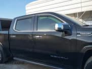 ✅ 2025 GMC Sierra 1500 Denali • VIN: 3GTUUGED5SG300089 • Лот: 42902201. Опубликован ранее на IAAI с пробегом 1 096 миль. Бесплатный доступ к архиву аукционных продаж из США и подробный отчёт об истории автомобиля на DreamBid. Изображение 13.