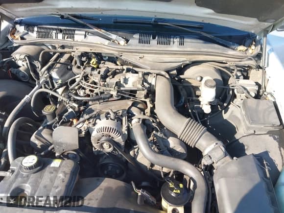 ✅ 2003 Ford Crown Victoria Standard • VIN: 2FAFP73W03X182860 • Lot: 43716227. Listed on IAAI with 139,352 mi. Free auction sales archive from the USA and detailed vehicle history report at DreamBid. Image 10.