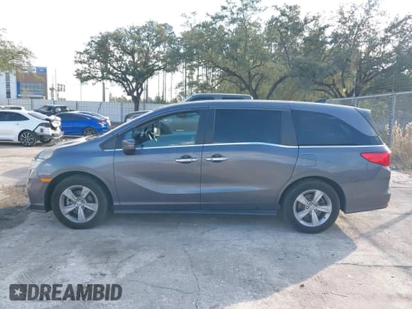 ✅ 2018 Honda Odyssey EX-L • VIN: 5FNRL6H77JB060377 • Лот: 43804881. Опубликован ранее на IAAI с пробегом 140 045 миль. Бесплатный доступ к архиву аукционных продаж из США и подробный отчёт об истории автомобиля на DreamBid. Изображение 14.