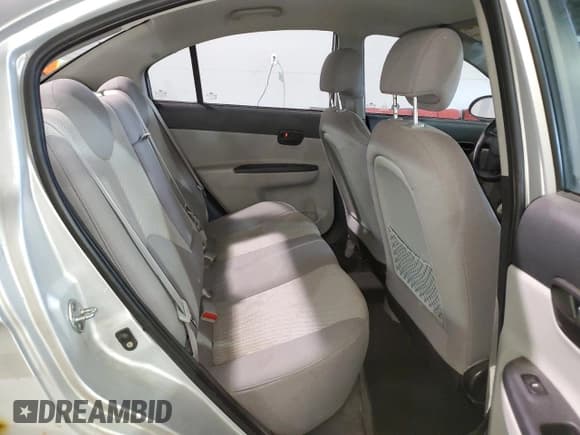 ✅ 2009 Hyundai Accent L • VIN: KMHCN45C49U345784 • Лот: 47074655. Опубликован ранее на Copart с пробегом 201 937 миль. Бесплатный доступ к архиву аукционных продаж из США и подробный отчёт об истории автомобиля на DreamBid. Изображение 10.