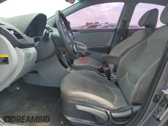 ✅ 2016 Hyundai Accent SE • VIN: KMHCT4AE1GU089484 • Лот: 57532574. Опубликован ранее на Copart с пробегом 143 035 миль. Бесплатный доступ к архиву аукционных продаж из США и подробный отчёт об истории автомобиля на DreamBid. Изображение 7.