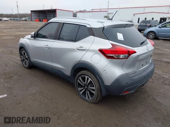 ✅ 2020 Nissan Kicks SV • VIN: 3N1CP5CV9LL526909 • Лот: 43836369. Опубликован ранее на IAAI с пробегом Не указан. Бесплатный доступ к архиву аукционных продаж из США и подробный отчёт об истории автомобиля на DreamBid. Изображение 3.