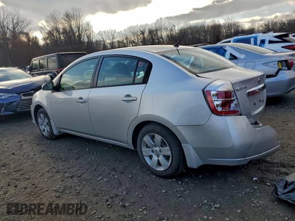 ✅ 2010 Nissan Sentra SR • VIN: 3N1AB6AP6AL674478 • Лот: 94465805. Опубликован ранее на Copart с пробегом 113 406 миль. Бесплатный доступ к архиву аукционных продаж из США и подробный отчёт об истории автомобиля на DreamBid. Изображение 2.