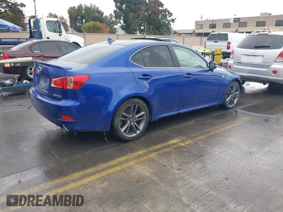 ✅ 2011 Lexus IS 250 • VIN: JTHBF5C23B5152067 • Lot: 43767518. Listed on IAAI with 111,168 mi. Free auction sales archive from the USA and detailed vehicle history report at DreamBid. Image 4.