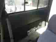 2003 Chevrolet S-10 LS z VIN 1GCDT19X038139226, wystawiony jako Copart lot #66825924 z przebiegiem Nie podano mil oraz Nie do naprawy • Non repairable. Historia ofert i sprzedaży dostępna na DreamBid. Obrazek 10.