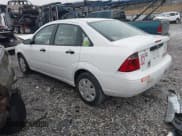 ✅ 2007 Ford Focus S • VIN: 1FAHP34N57W355068 • Lot: 43735746. Listed on IAAI with 126,471 mi. Free auction sales archive from the USA and detailed vehicle history report at DreamBid. Image 3.