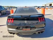 ✅ 2024 Ford Mustang Dark Horse • VIN: 1FA6P8R06R5504050 • Lot: 90358855. Wystawiony na Copart z przebiegiem 5 540 mil. Bezpłatny archiwum sprzedaży aukcyjnych z USA i szczegółowy raport historii pojazdu na DreamBid. Zdjęcie 6.