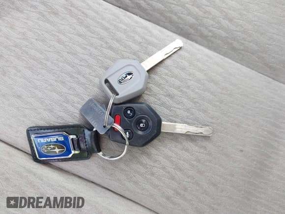 ✅ 2012 Subaru Outback Prem • VIN: 4S4BRBGC3C3207782 • Lot: 42471742. Listed on IAAI with 294,466 mi. Free auction sales archive from the USA and detailed vehicle history report at DreamBid. Image 11.