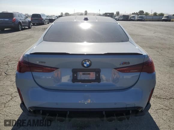 ✅ 2025 BMW M4 Competition xDrive • VIN: WBS33HK02SCS29869 • Lot: 62025085. Wystawiony na Copart z przebiegiem 5 122 mil. Bezpłatny archiwum sprzedaży aukcyjnych z USA i szczegółowy raport historii pojazdu na DreamBid. Zdjęcie 6.