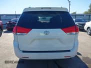 ✅ 2014 Toyota Sienna LE • VIN: 5TDKK3DCXES434133 • Lot: 43587885. Listed on IAAI with 111,272 mi. Free auction sales archive from the USA and detailed vehicle history report at DreamBid. Image 17.