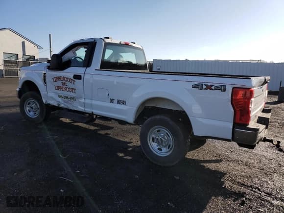 ✅ 2021 Ford F-250 XL • VIN: 1FTBF2B69MEC28981 • Lot: 47862774. Listed on Copart with 28,712 mi. Free auction sales archive from the USA and detailed vehicle history report at DreamBid. Image 2.