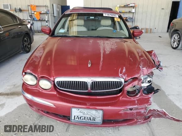 ✅ 2003 Jaguar X-Type 2.5L Manual • VIN: SAJEA51D23XD32376 • Лот: 71879205. Опубликован ранее на Copart с пробегом Не указан. Бесплатный доступ к архиву аукционных продаж из США и подробный отчёт об истории автомобиля на DreamBid. Изображение 5.
