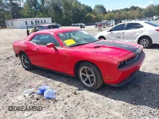 ✅ 2010 Dodge Challenger SE • VIN: 2B3CJ4DV4AH180041 • Lot: 43440022. Wystawiony na IAAI z przebiegiem 130 998 mil. Bezpłatny archiwum sprzedaży aukcyjnych z USA i szczegółowy raport historii pojazdu na DreamBid. Zdjęcie 1.