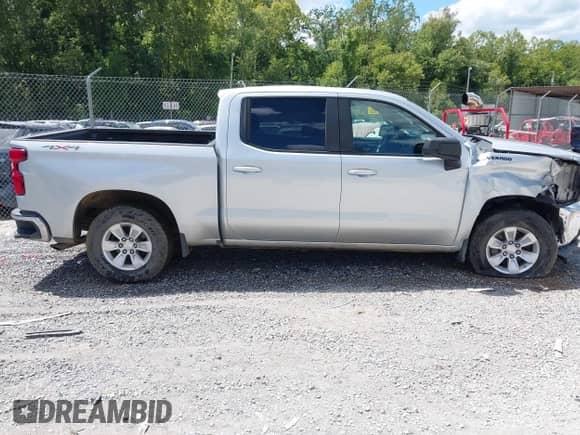 2021 Chevrolet Silverado 1500 LT z VIN 1GCPYDEK3MZ118697, wystawiony jako IAAI lot #43032451 z przebiegiem 59 529 mil mil oraz . Historia ofert i sprzedaży dostępna na DreamBid. Obrazek 13.