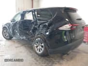 ✅ 2024 Toyota Highlander XLE • VIN: 5TDAAAB51RS034569 • Lot: 42546141. Listed on IAAI with 39,545 mi. Free auction sales archive from the USA and detailed vehicle history report at DreamBid. Image 3.