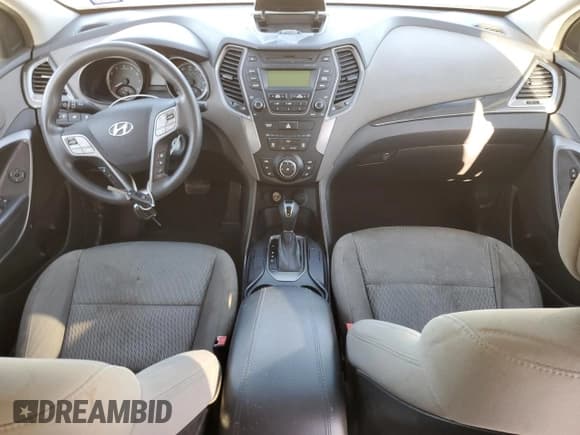 ✅ 2015 Hyundai Santa Fe • VIN: 5XYZT3LB9FG233990 • Лот: 48612974. Опубликован ранее на Copart с пробегом 181 813 миль. Бесплатный доступ к архиву аукционных продаж из США и подробный отчёт об истории автомобиля на DreamBid. Изображение 8.