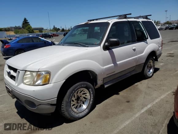 ✅ 2001 Ford Explorer Sport • VIN: 1FMYU60E41UA39699 • Lot: 62336524. Listed on Copart with 223,772 mi. Free auction sales archive from the USA and detailed vehicle history report at DreamBid. Image 1.