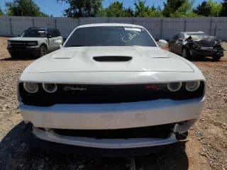 ✅ 2022 Dodge Challenger R/T Scat Pack Widebody • VIN: 2C3CDZFJ8NH142626 • Lot: 52407074. Wystawiony na Copart z przebiegiem 33 420 mil. Bezpłatny archiwum sprzedaży aukcyjnych z USA i szczegółowy raport historii pojazdu na DreamBid. Zdjęcie 5.
