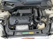 ✅ 2008 MINI Clubman • VIN: WMWML33518TN68041 • Lot: 85558385. Wystawiony na Copart z przebiegiem 131 513 mil. Bezpłatny archiwum sprzedaży aukcyjnych z USA i szczegółowy raport historii pojazdu na DreamBid. Zdjęcie 11.