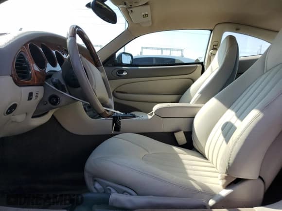 ✅ 2000 Jaguar XK • VIN: SAJJA41C3YNA03723 • Lot: 85399885. Listed on Copart with 123,527 mi. Free auction sales archive from the USA and detailed vehicle history report at DreamBid. Image 7.