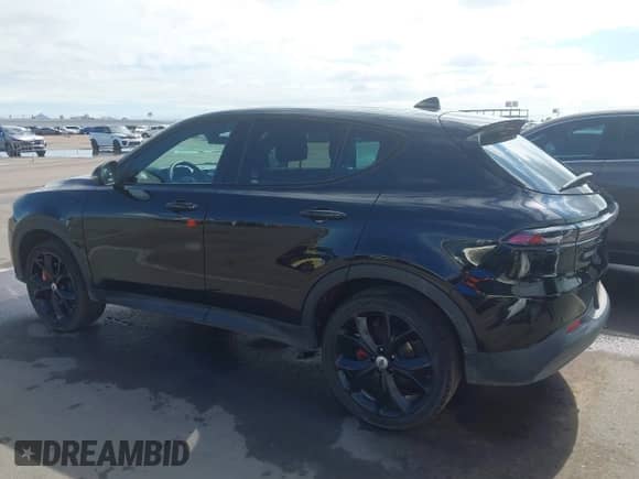 2024 Dodge Hornet GT z VIN ZACNDFAN8R3A14928, wystawiony jako IAAI lot #42387134 z przebiegiem 27 254 mil mil oraz . Historia ofert i sprzedaży dostępna na DreamBid. Obrazek 3.