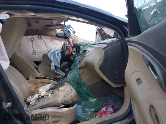 ✅ 2013 Buick LaCrosse Premium 2 • VIN: 1G4GH5G35DF178411 • Lot: 40570938. Listed on IAAI with Not provided. Free auction sales archive from the USA and detailed vehicle history report at DreamBid. Image 5.