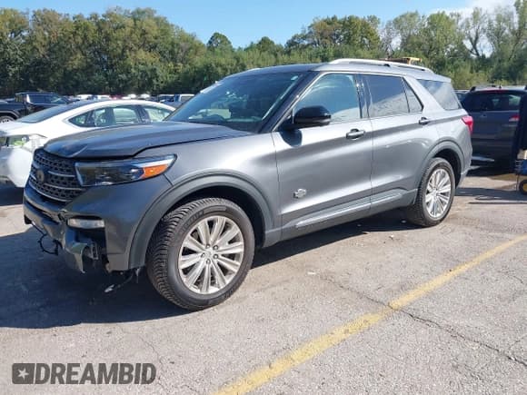 ✅ 2022 Ford Explorer King Ranch • VIN: 1FM5K8LC8NGB06954 • Лот: 43407440. Опубликован ранее на IAAI с пробегом 65 766 миль. Бесплатный доступ к архиву аукционных продаж из США и подробный отчёт об истории автомобиля на DreamBid. Изображение 18.