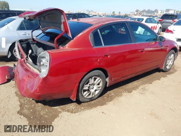 ✅ 2005 Nissan Altima S • VIN: 1N4AL11D75N405954 • Lot: 41643379. Listed on IAAI with 228,084 mi. Free auction sales archive from the USA and detailed vehicle history report at DreamBid. Image 4.
